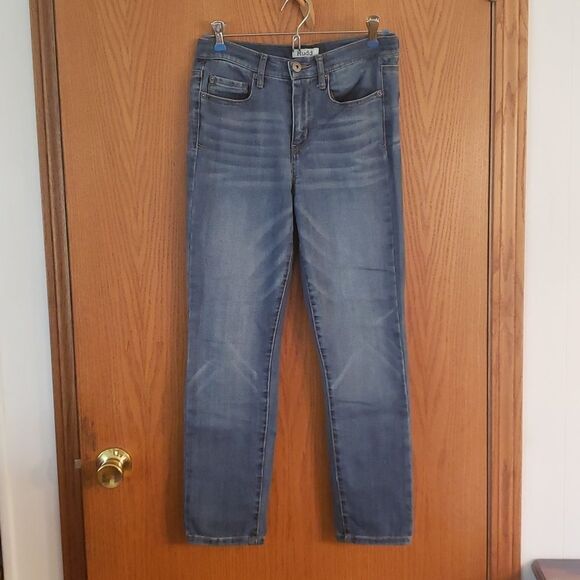 EUC Mudd Straight Leg Jeans Sz 5 - Picture 7 of 8